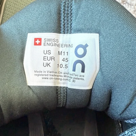 On Cloud Hi Edge Men’s Sneakers (Size 11) | Olive/Volt | Swiss Engineering - Picture 4 of 8